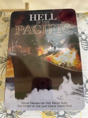 5 DVD Collectors Edition of Hell in the Pacific